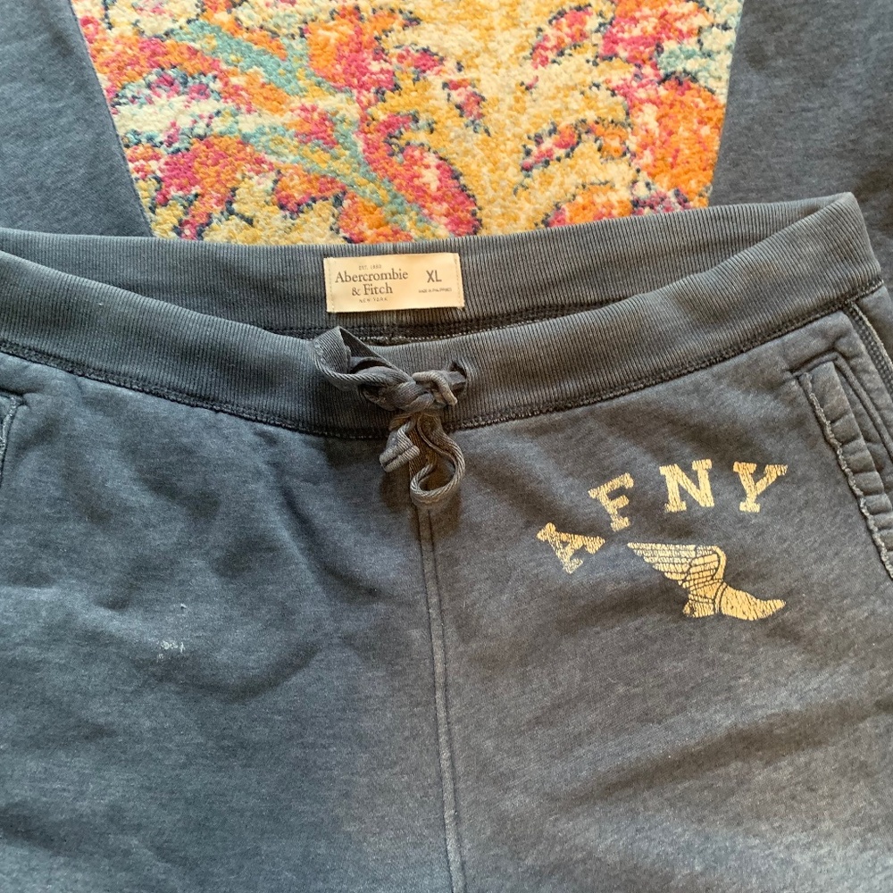 Abercrombie and Fitch sweatpants - Picture 5 of 5